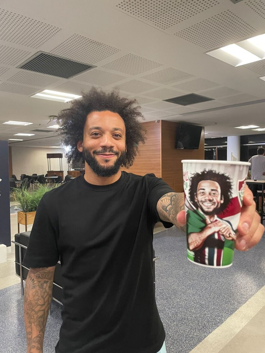 Μαρσέλο: Απέκτησε το δικό του μπέργκερ στη Βραζιλία 