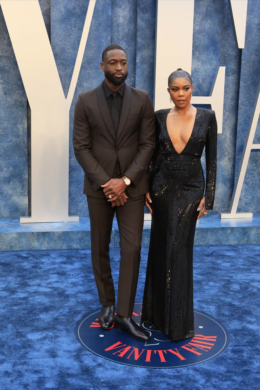 Όσκαρ 2023: Το γυμνό κυριάρχησε - Δείτε τις εμφανίσεις των celebrities 