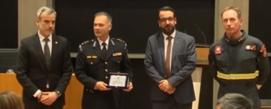 Θεσσαλονίκη: Βραβεύτηκαν διασώστες της ΕΜΑΚ και του ΕΚΑΒ για τη συνδρομή τους σε Τουρκία και Τέμπη - Δείτε φωτογραφίες