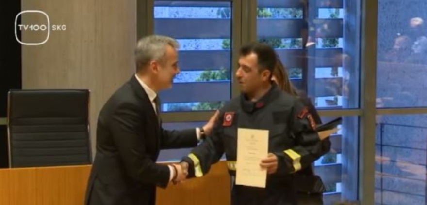 Θεσσαλονίκη: Βραβεύτηκαν διασώστες της ΕΜΑΚ και του ΕΚΑΒ για τη συνδρομή τους σε Τουρκία και Τέμπη - Δείτε φωτογραφίες