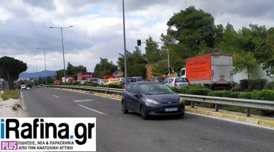 Ραφήνα: Κλειστή η Λεωφόρος Μαραθώνος ως το Πικέρμι - Σε εξέλιξη πορεία μαθητών