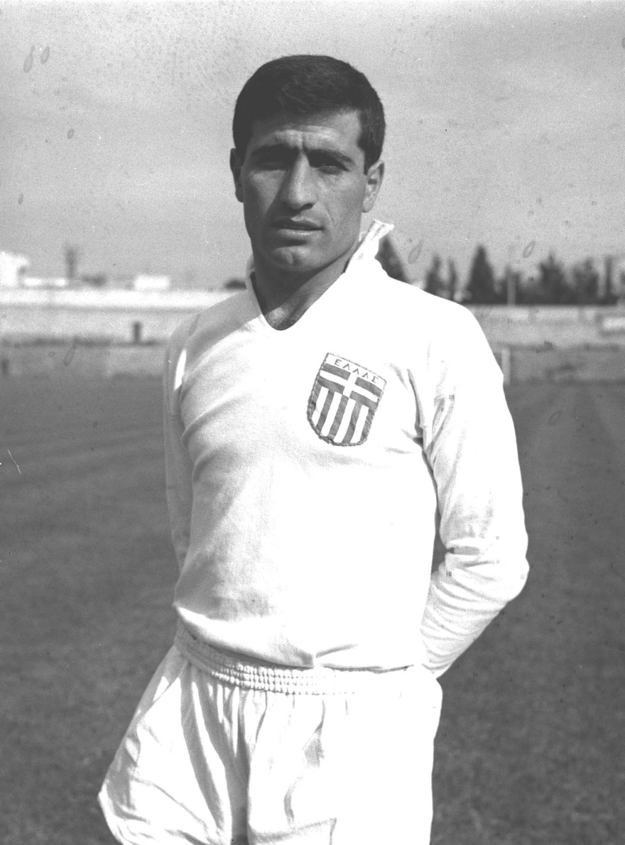 Μίμης Παπαϊωάννου: Δέκα μικρές ιστορίες για έναν μεγάλο ποδοσφαιριστή