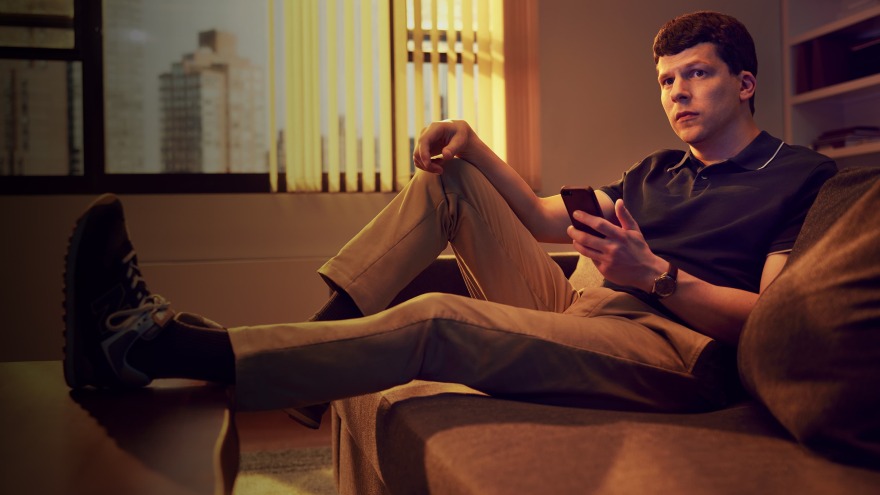 Οι σειρές που κάνουν πρεμιέρα στις οθόνες μας τον Μάρτιο