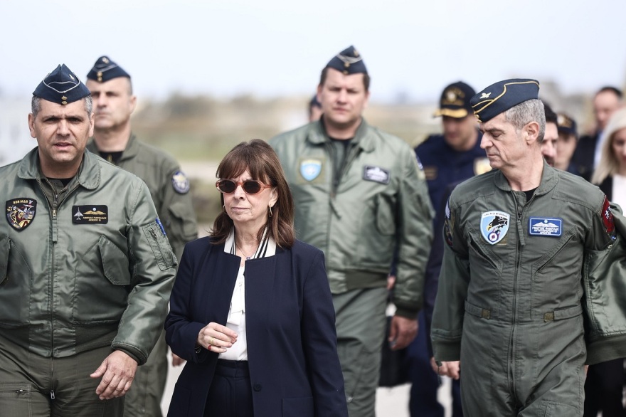 Σακελλαροπούλου: Επίσκεψη στην 338 Μοίρα της Πολεμικής Αεροπορίας που υπηρετούσαν Τσιτλακίδης - Τουρούτσικας 