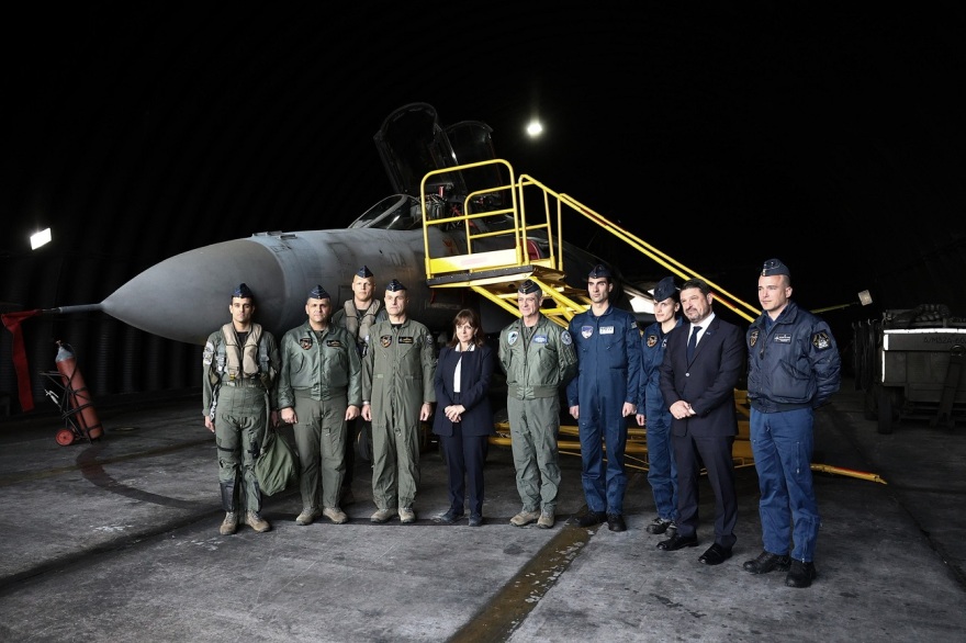 Σακελλαροπούλου: Επίσκεψη στην 338 Μοίρα της Πολεμικής Αεροπορίας που υπηρετούσαν Τσιτλακίδης - Τουρούτσικας 