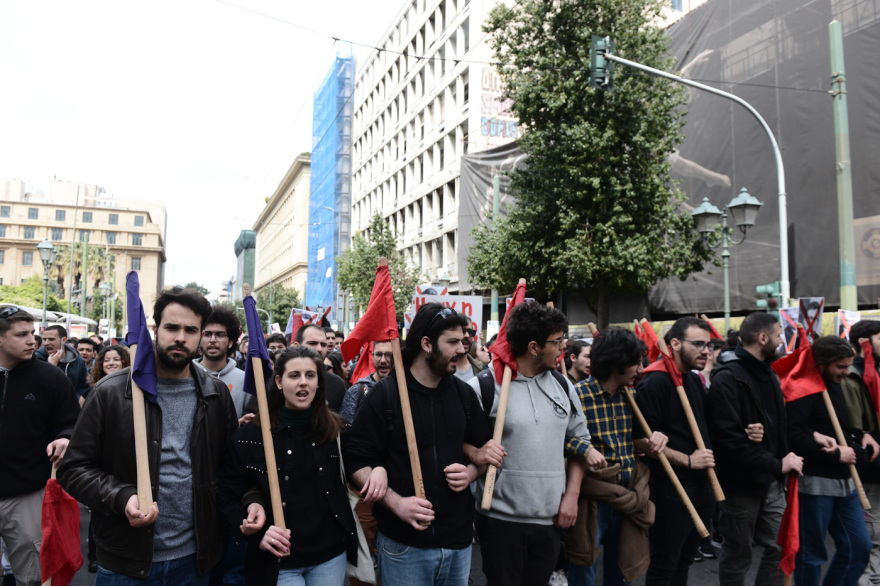 Απεργία σήμερα: Μαζική διαμαρτυρία και επεισόδια στο κέντρο της Αθήνας για τα Τέμπη - Ποιοι απεργούν σήμερα