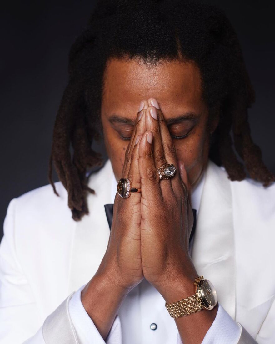 Μπιγιονσέ: Η ημίγυμνη εμφάνισή της στα χρυσά - Δείτε φωτογραφίες