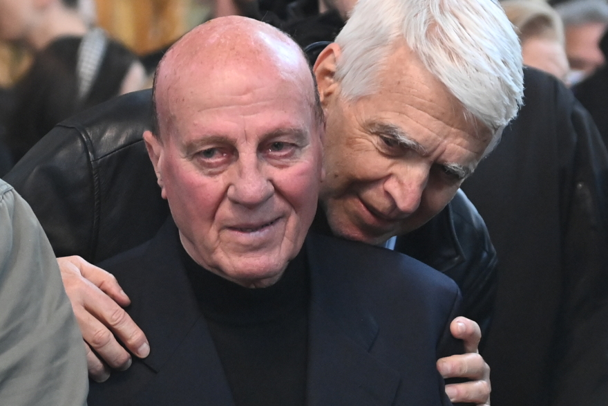 Μίμης Παπαϊωάννου: Το τελευταίο «αντίο» στη Νέα Φιλαδέλφεια - «Αχ ρε Μίμη...» αναστέναξε ο Αντωνιάδης