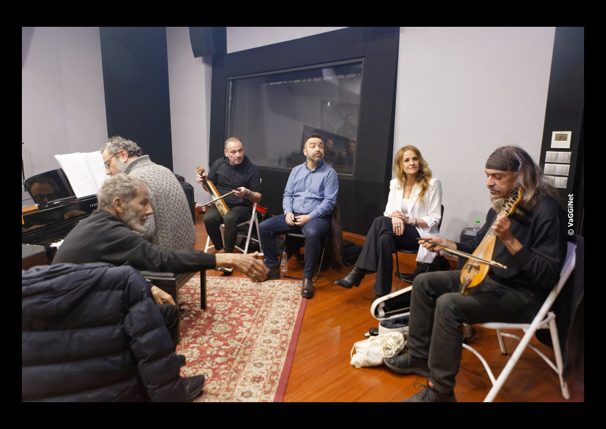 Σταύρος Ξαρχάκος: «Σε δύο πράγματα κουμπώνει η ψυχή μου, στην ιστορία και στην παράδοση»