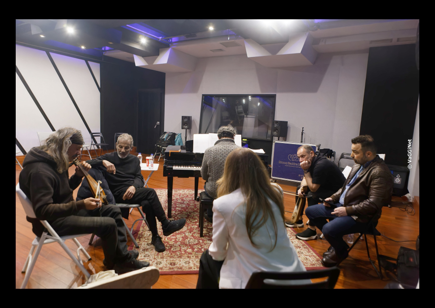 Σταύρος Ξαρχάκος: «Σε δύο πράγματα κουμπώνει η ψυχή μου, στην ιστορία και στην παράδοση»