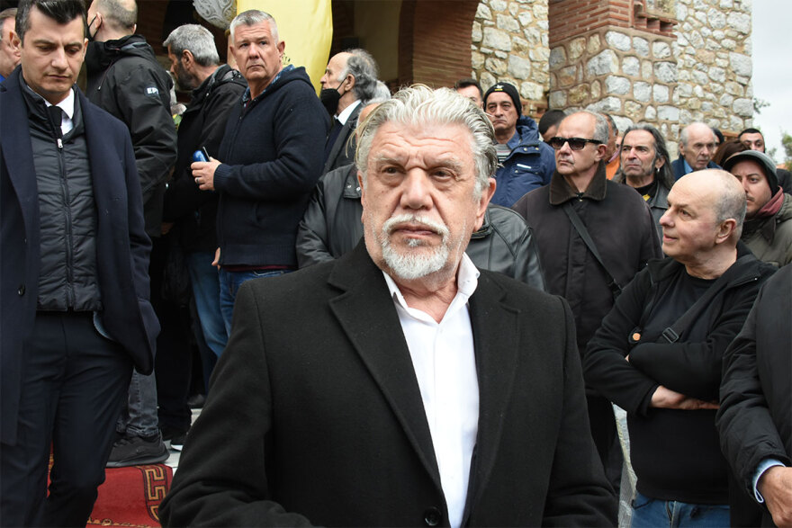 Μίμης Παπαϊωάννου: Το τελευταίο «αντίο» στη Νέα Φιλαδέλφεια - «Αχ ρε Μίμη...» αναστέναξε ο Αντωνιάδης