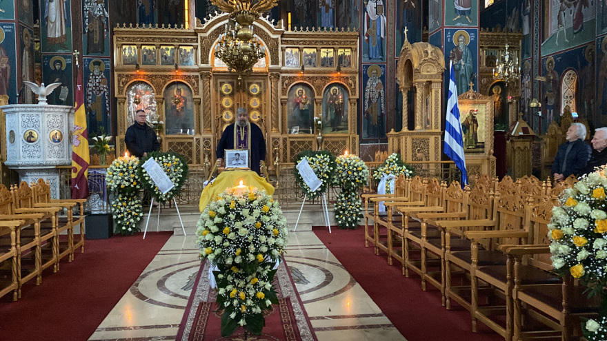 Μίμης Παπαϊωάννου: Το τελευταίο «αντίο» στη Νέα Φιλαδέλφεια - «Αχ ρε Μίμη...» αναστέναξε ο Αντωνιάδης