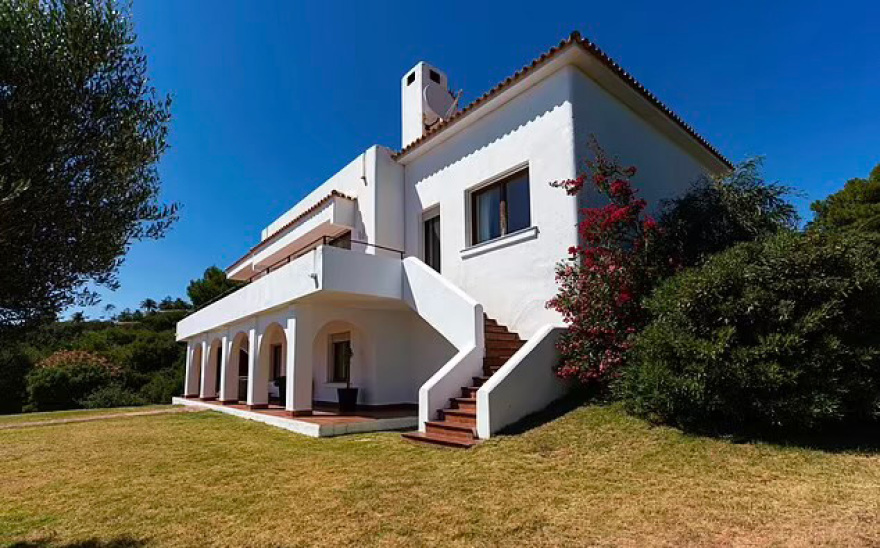 Κένεθ Νόιε: Από τη ληστεία του αιώνα με λεία 26 εκατ. λίρες, στην αναζήτηση ενοικιαστή βίλας στην Ισπανία