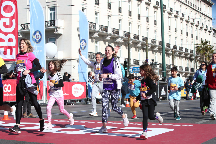 Ημιμαραθώνιος Αθήνας: 23 φωτογραφίες, 8 βίντεο και οι μεγάλοι νικητές