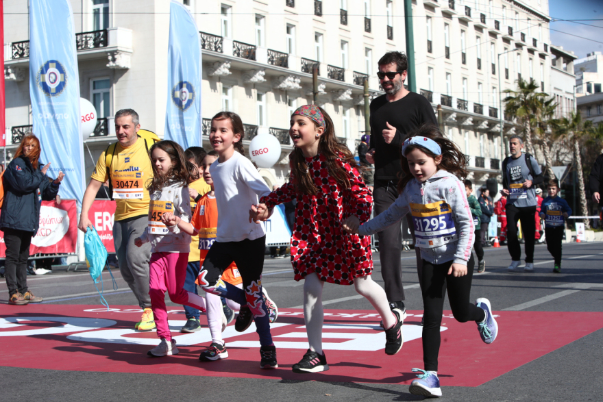 Ημιμαραθώνιος Αθήνας: 23 φωτογραφίες, 8 βίντεο και οι μεγάλοι νικητές