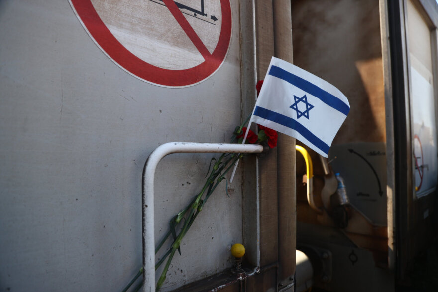 Θεσσαλονίκη: «Ποτέ ξανά», συγκίνηση στην εκδήλωση για τα θύματα του Ολοκαυτώματος - Δείτε φωτογραφίες