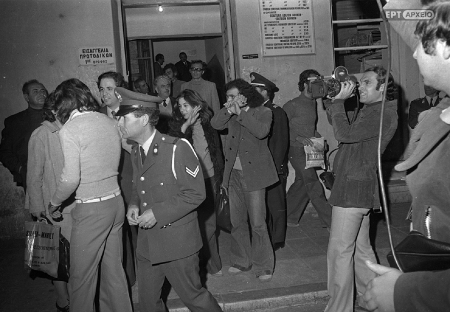 Σαν σήμερα η δεύτερη κατάληψη της Νομικής το '73 - Η παραβίαση του ασύλου και η συγκλονιστική μαρτυρία του Γιώργου Γαβριήλ