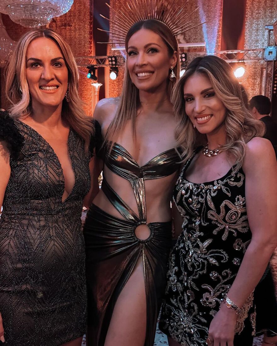 Καλομοίρα: Το φωτογραφικό άλμπουμ της από το ταξίδι στο Κάιρο για το πάρτι της Χρουσαλά