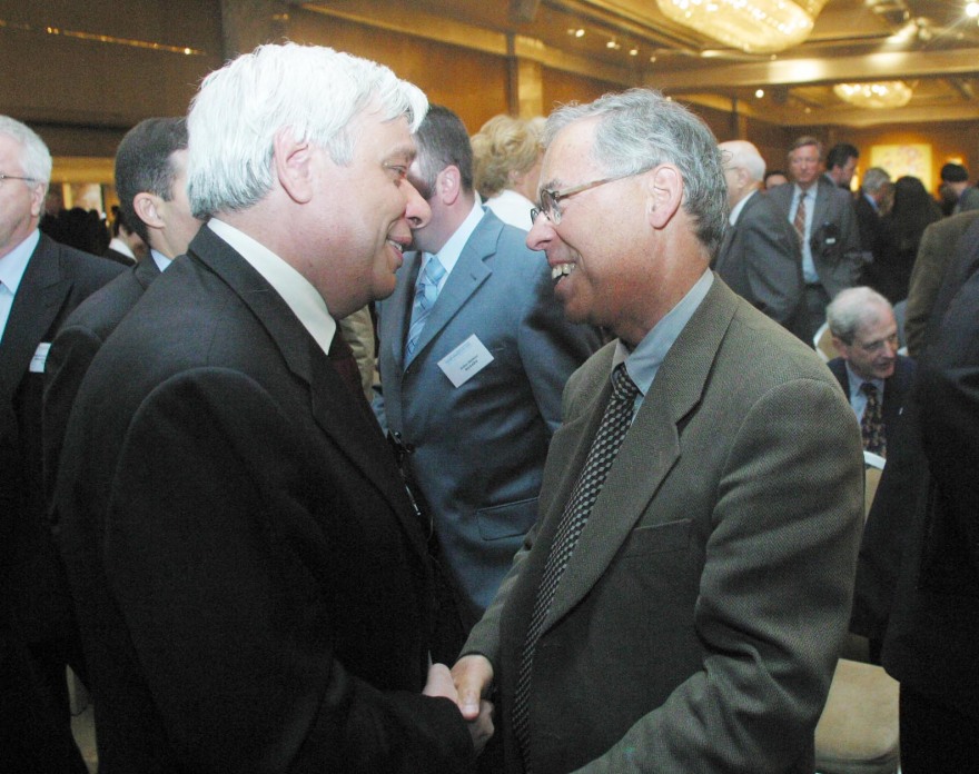 Πέθανε ο καθηγητής Σπύρος Σημίτης