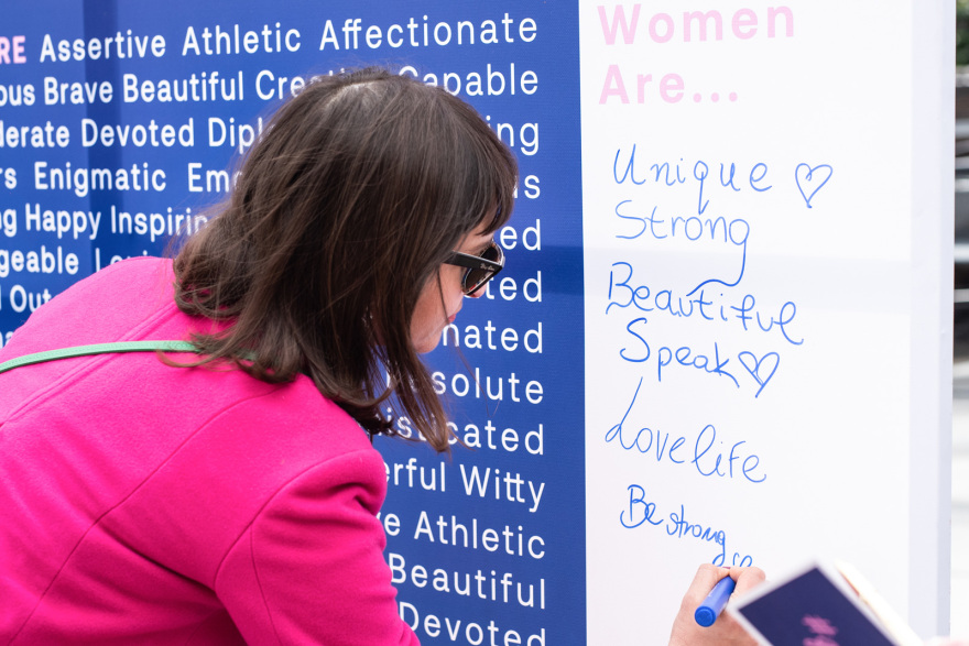 Ένα Girl Talk με αφορμή την Ημέρα της Γυναίκας