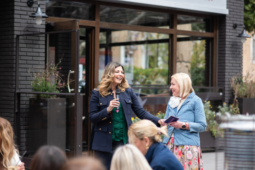 Ένα Girl Talk με αφορμή την Ημέρα της Γυναίκας