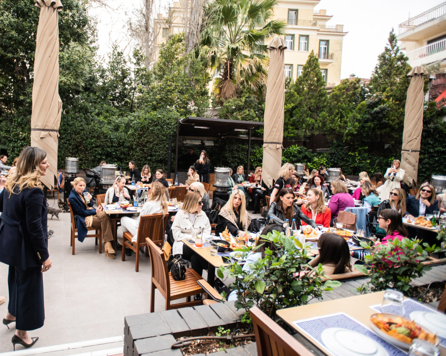 Ένα Girl Talk με αφορμή την Ημέρα της Γυναίκας