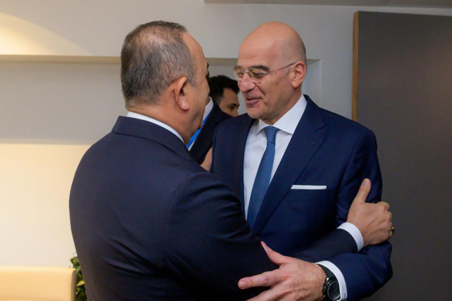 Δένδιας και Τσαβούσογλου τα είπαν στις Βρυξέλλες - Η Άγκυρα θα ψηφίσει την Αθήνα για το Συμβούλιο Ασφαλείας του ΟΗΕ