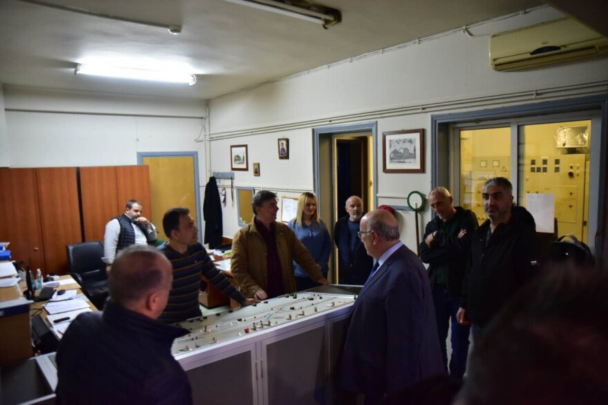 Λάρισα: Το σύστημα τηλεδιοίκησης λειτουργεί, λέει ο υφυπουργός Μεταφορών - Δείτε βίντεο και φωτογραφίες