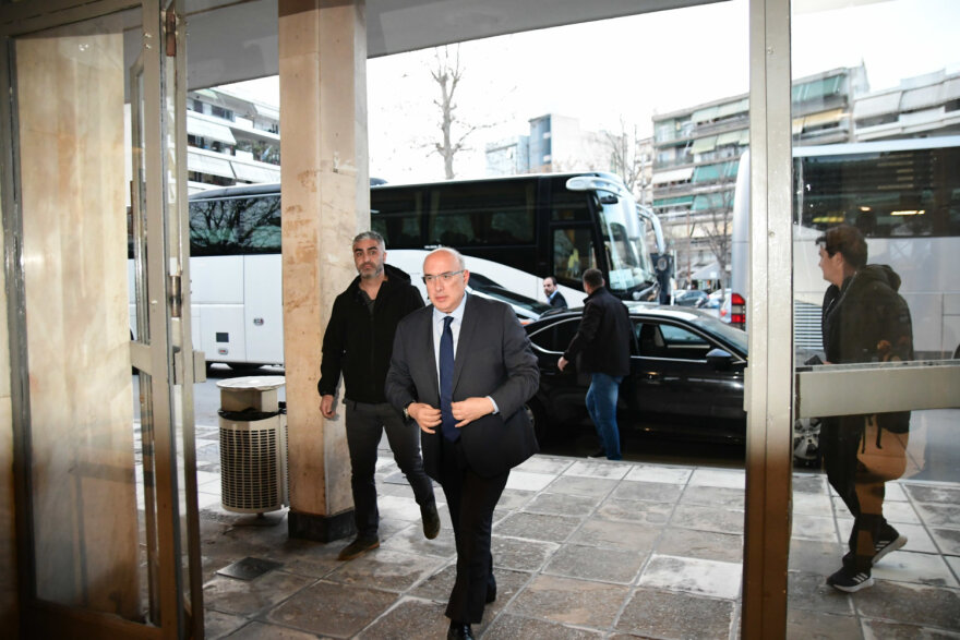 Λάρισα: Το σύστημα τηλεδιοίκησης λειτουργεί, λέει ο υφυπουργός Μεταφορών - Δείτε βίντεο και φωτογραφίες