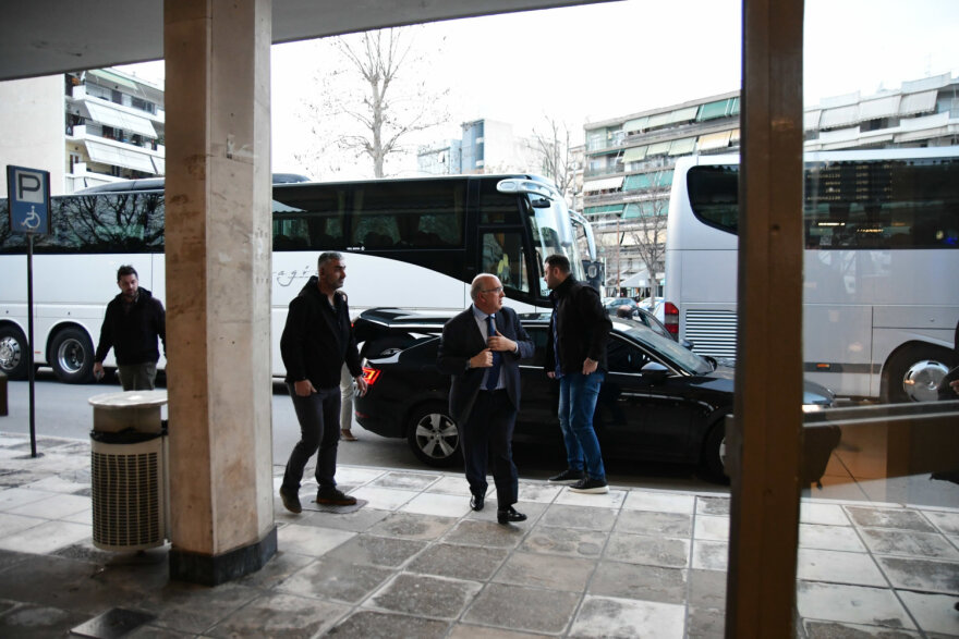 Λάρισα: Το σύστημα τηλεδιοίκησης λειτουργεί, λέει ο υφυπουργός Μεταφορών - Δείτε βίντεο και φωτογραφίες