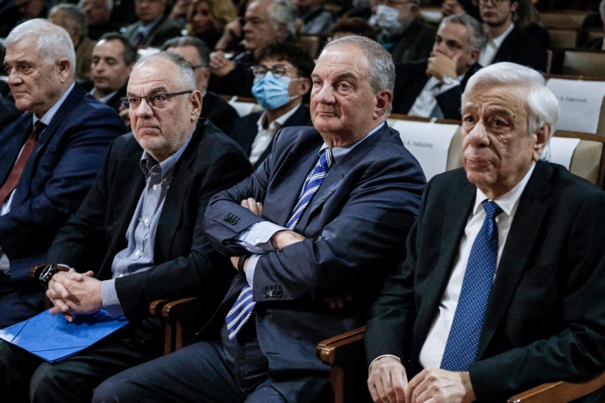 Παρουσία Καραμανλή η παρουσίαση βιβλίου του Γιώργου Χαρβαλιά - Δείτε φωτογραφίες