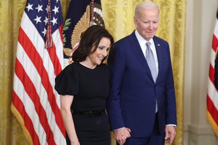 ΗΠΑ: Ο Μπάιντεν αφήνει ξανά να εννοηθεί πως θα είναι υποψήφιος στις εκλογές του 2024