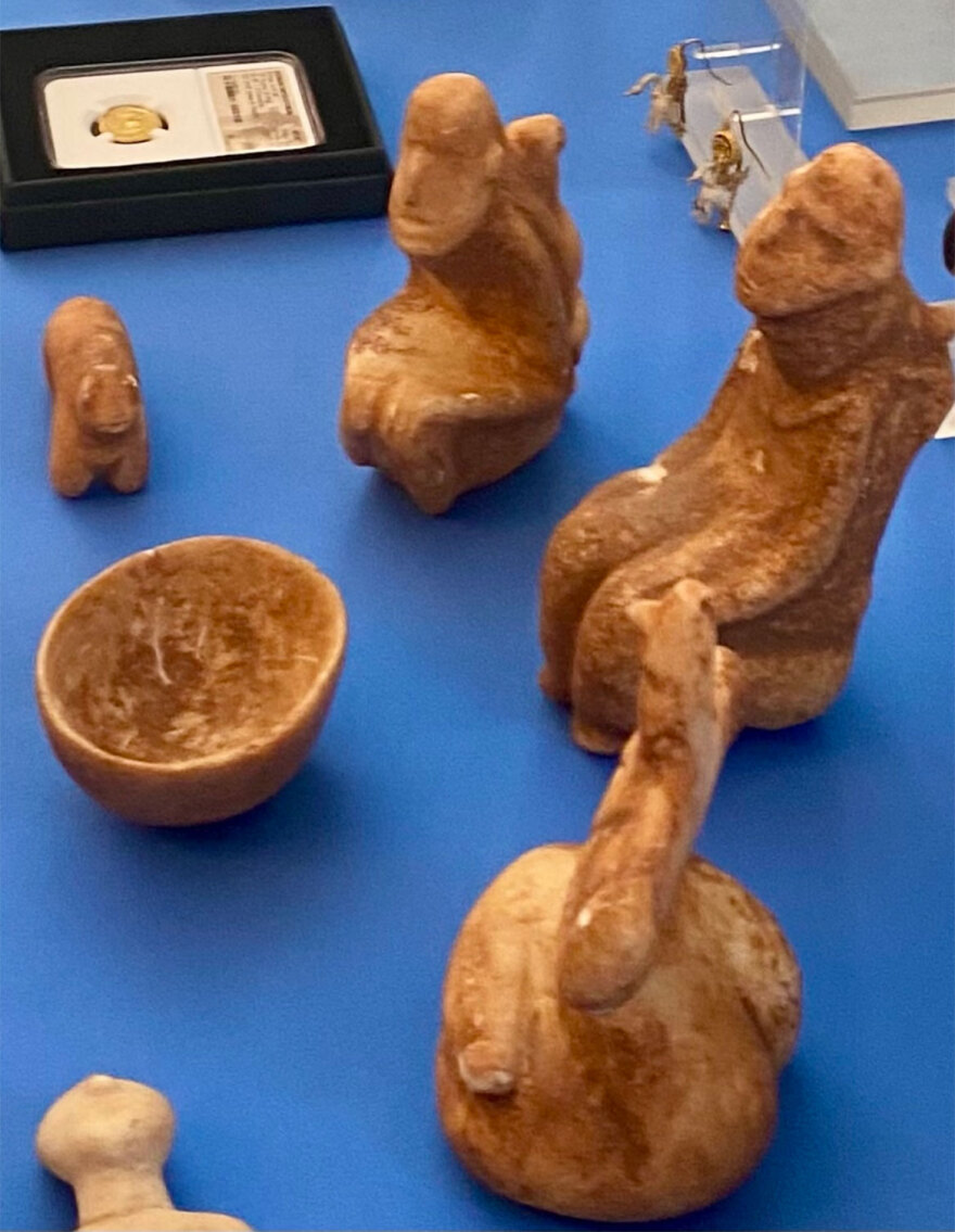 Επαναπατρίζονται 29 πολύτιμες  αρχαιότητες από τις Ηνωμένες Πολιτείες