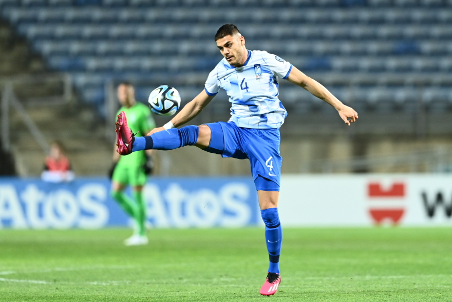 Με την πολυσυζητημένη νέα της φανέλα απέναντι στο Γιβραλτάρ η Εθνική Ελλάδας - Δείτε βίντεο και φωτογραφίες 