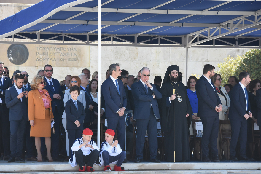 Μεγαλειώδης η στρατιωτική παρέλαση για την 25η Μαρτίου