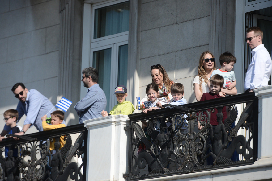 Μεγαλειώδης η στρατιωτική παρέλαση για την 25η Μαρτίου
