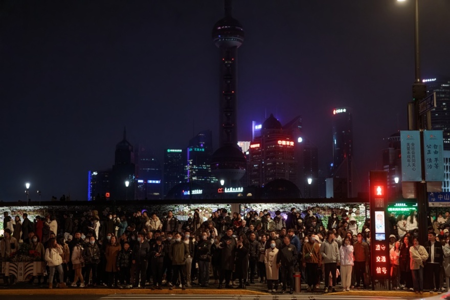 H «Ώρα της Γης»: Η Ακρόπολη και η Βουλή έσβησαν τα φώτα τους - Δείτε φωτογραφίες