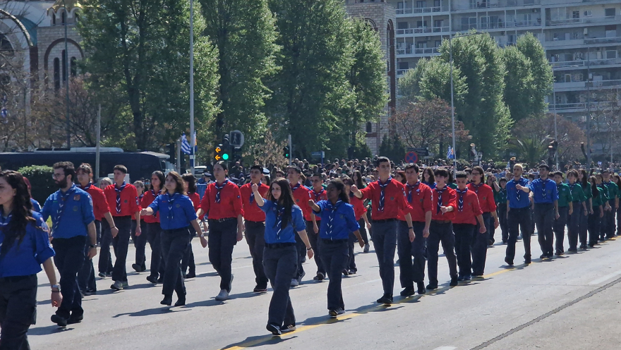 Θεσσαλονίκη: Με στρατιωτικά τμήματα ολοκληρώθηκε η παρέλαση 
