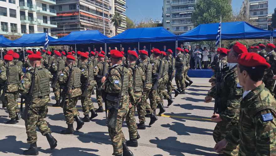 Θεσσαλονίκη: Με στρατιωτικά τμήματα ολοκληρώθηκε η παρέλαση 