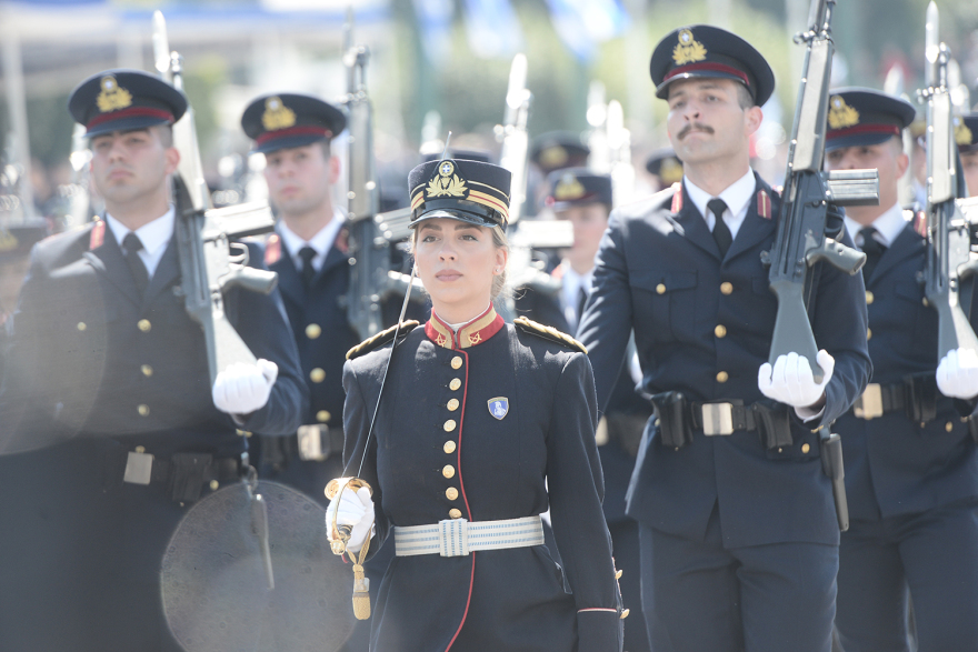 Μεγαλειώδης η στρατιωτική παρέλαση για την 25η Μαρτίου