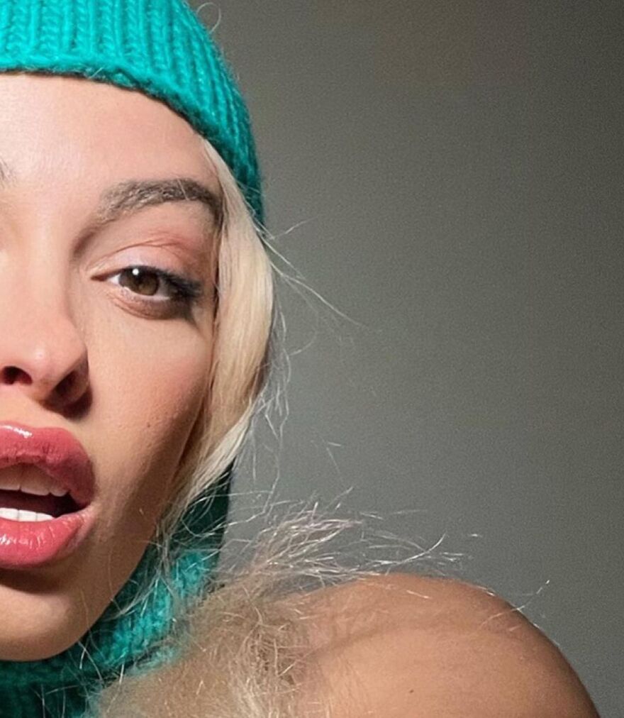 Ελένη Φουρέιρα: H εντυπωσιακή αλλαγή της - Δημοσίευσε φωτογραφίες με ξανθιά μαλλιά