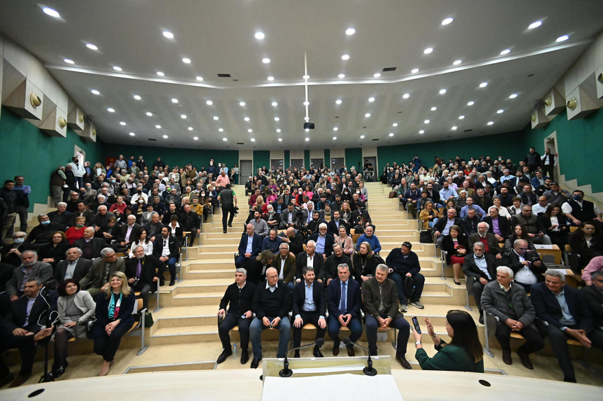 Ανδρουλάκης: Μιλάω για προγραμματικές συγκλίσεις, δεν υπάρχει «άγνωστος Χ» πρωθυπουργός