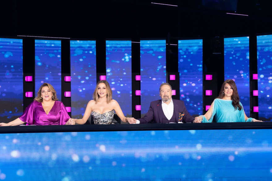 Οι τηλεθεατές γιόρτασαν την 25η Μαρτίου με J2US: Πρωτιά στο σύνολο του κοινού για το σόου του Αlpha