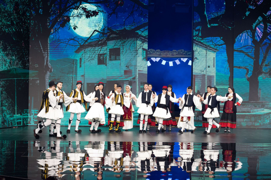 Οι τηλεθεατές γιόρτασαν την 25η Μαρτίου με J2US: Πρωτιά στο σύνολο του κοινού για το σόου του Αlpha