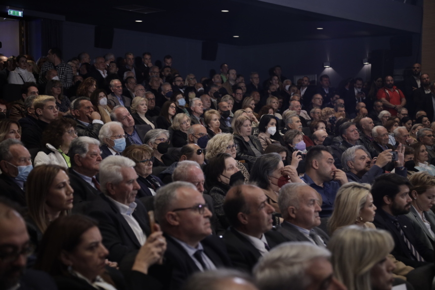  Μητσοτάκης: «Τι σημαίνει αυτός ο άγνωστος Χ; Οι πολίτες θα ψηφίσουν στα τυφλά»;