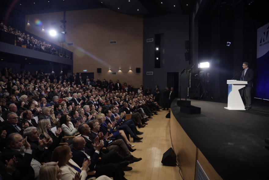  Μητσοτάκης: «Τι σημαίνει αυτός ο άγνωστος Χ; Οι πολίτες θα ψηφίσουν στα τυφλά»;