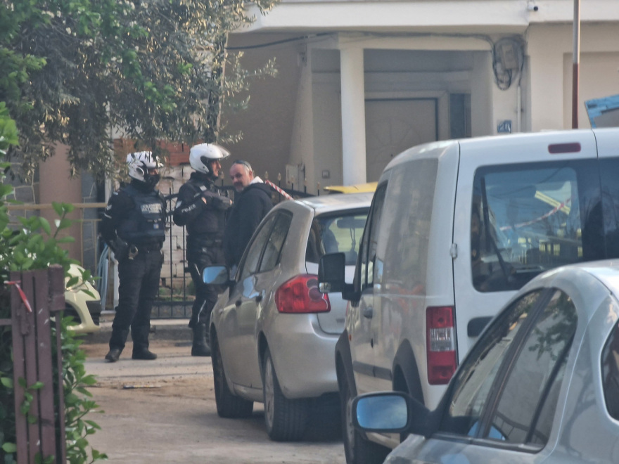 Θεσσαλονίκη: Έληξε ο συναγερμός - Ψεύτικη η βόμβα που εντοπίστηκε σε διαμέρισμα