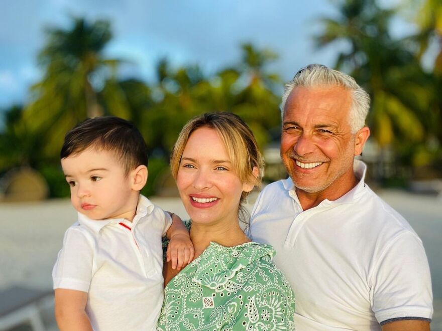 Χάρης Χριστόπουλος και Ανίτα Μπραντ: Έγιναν ξανά γονείς - Υποδέχτηκαν το δεύτερο παιδί τους