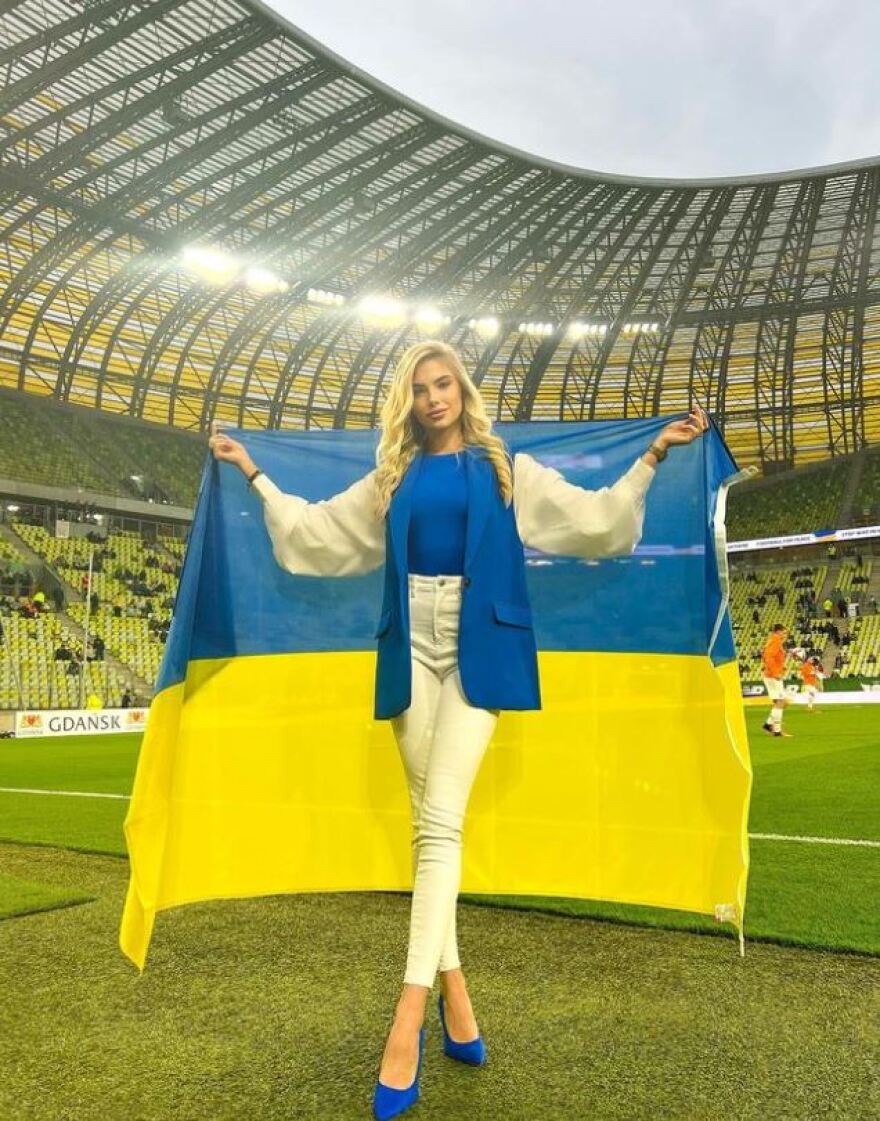 Ντάρια Μπόνταρ: Η καλλονή δημοσιογράφος της Σαχτάρ Ντόνετσκ 