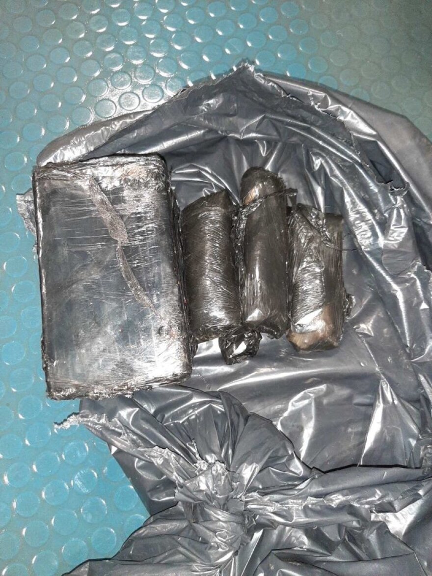 Λιμενικό: Κατασχέθηκαν 17,6 κιλά κοκαΐνης από πλοίο με μπανάνες στον Πειραιά